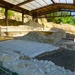 P1220827   Il sito archeologico. Vedi locandina, opuscolo, ampia documentazione online.